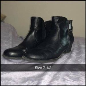 Size 7 1/2 booties